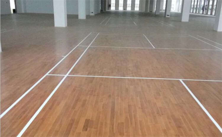 五角楓風(fēng)雨操場運動地板市場價格表