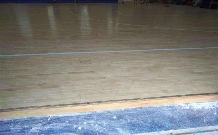 五角楓風雨操場地板圖片及價格