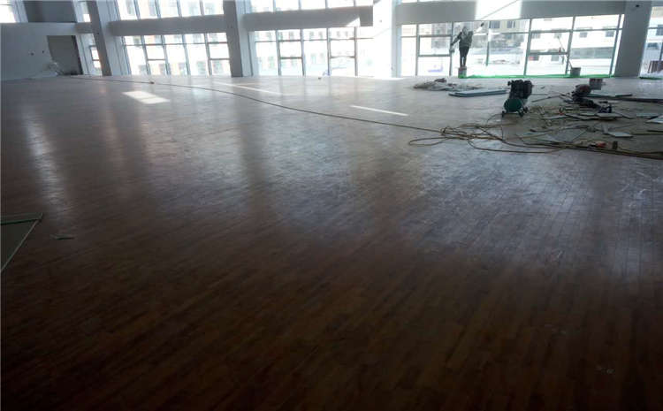橡膠木籃球場地木地板施工技術(shù)方案